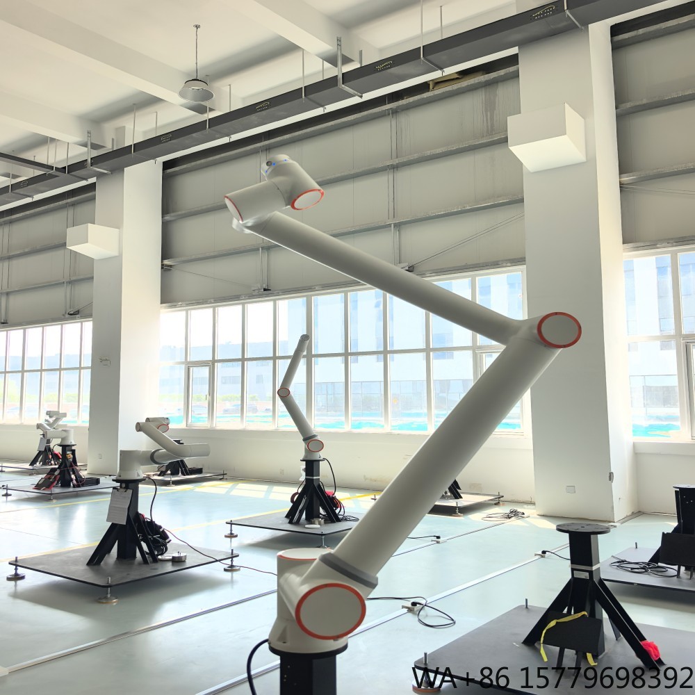 Robot Track - Laser Welding Robot Arm With High-Speed
